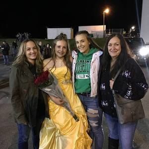 Meet your Posher, Monica